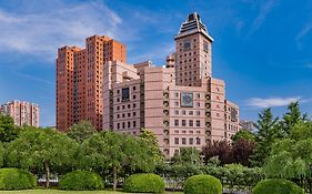 Feitian Hotel Beijing 4*