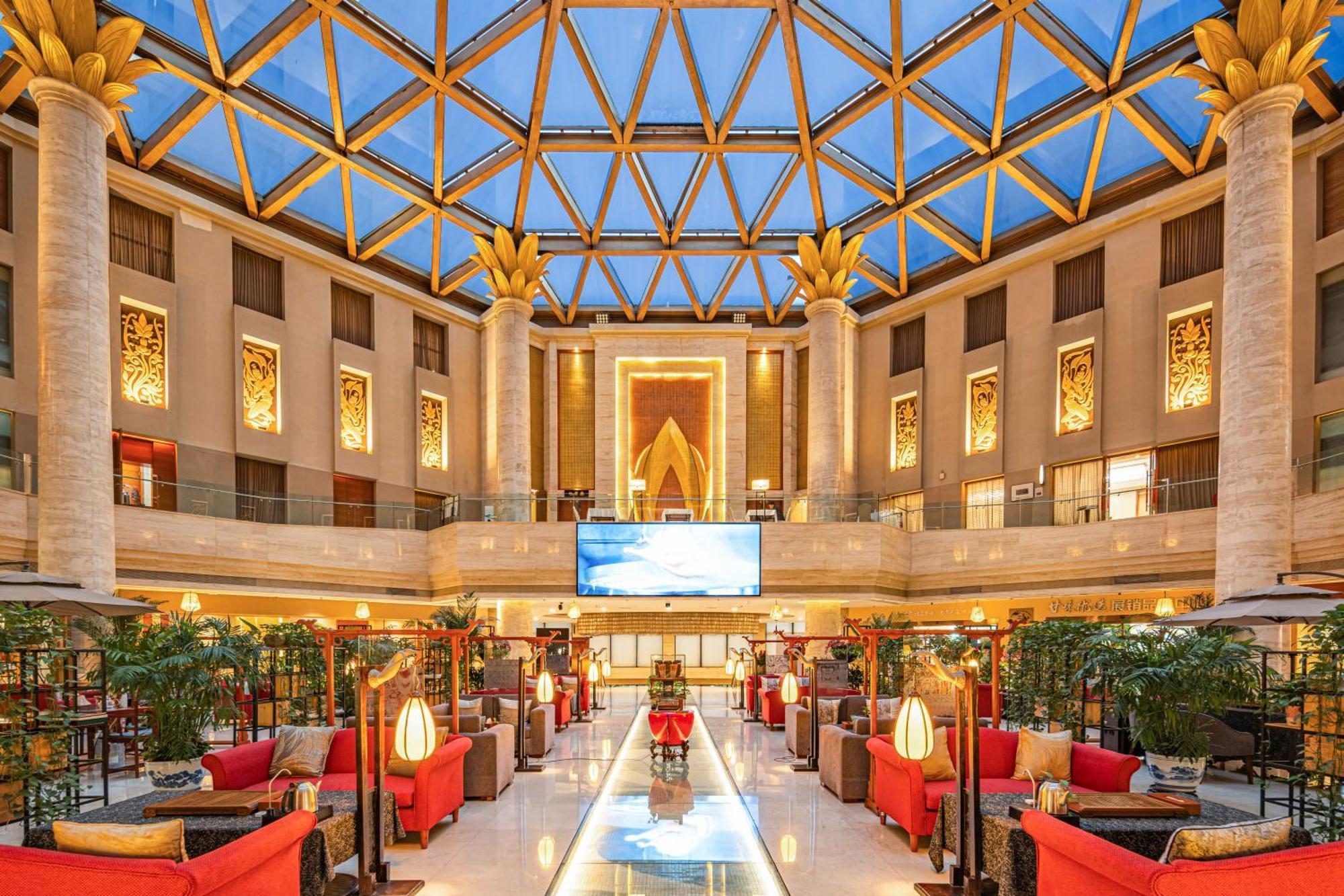 Beijing Feitian Hotel Exterior photo