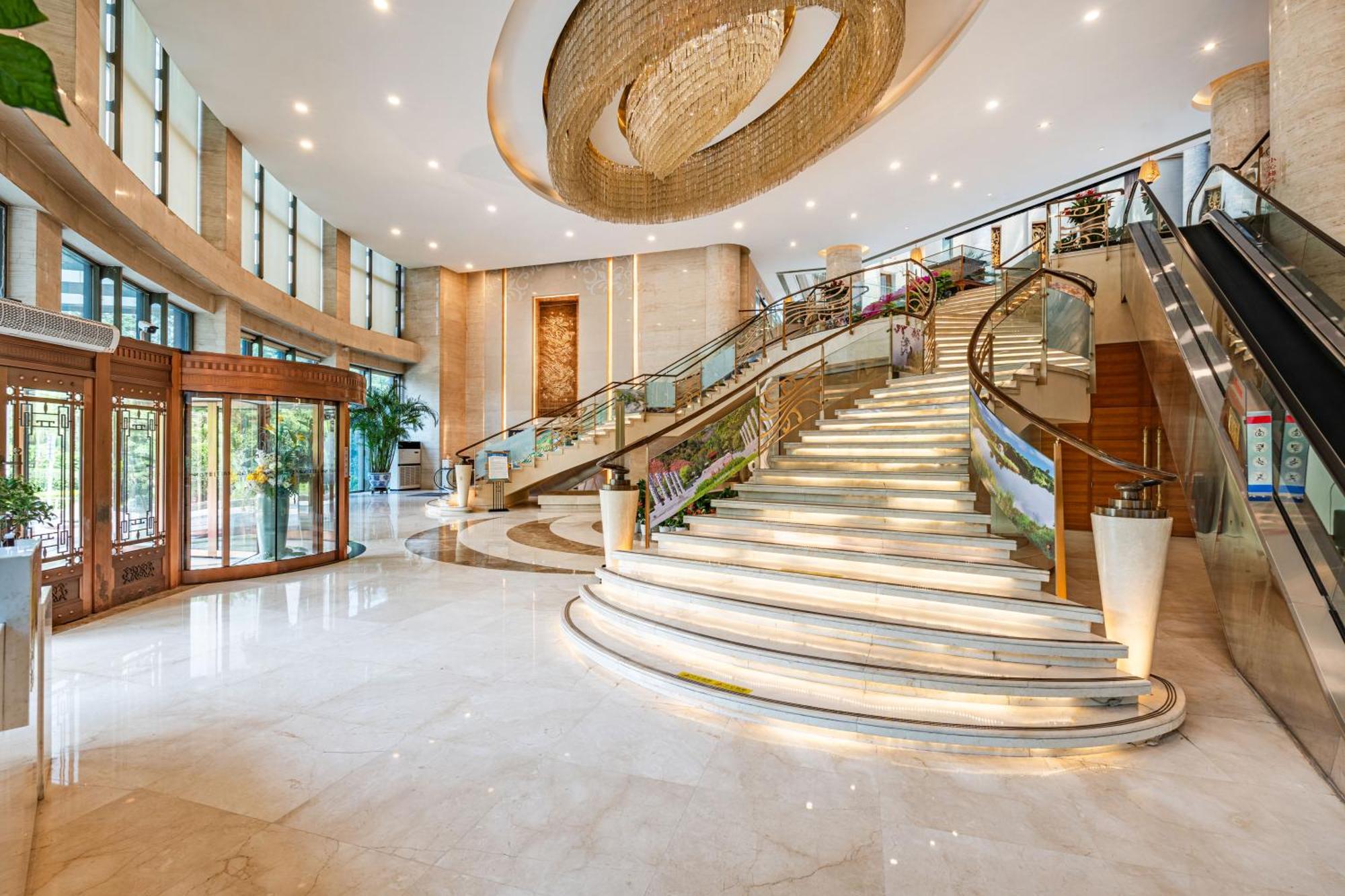 Beijing Feitian Hotel Exterior photo